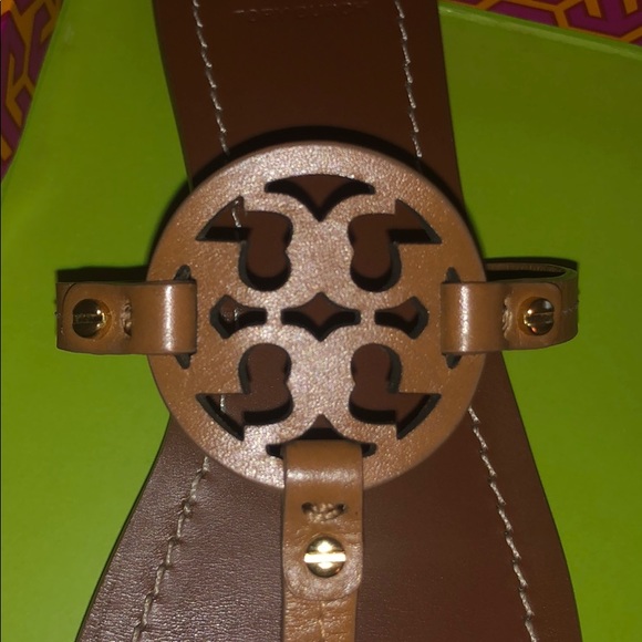 TORY BURCH Gabriel Flat Thong Sandals Veg Leather - Picture 3 of 5